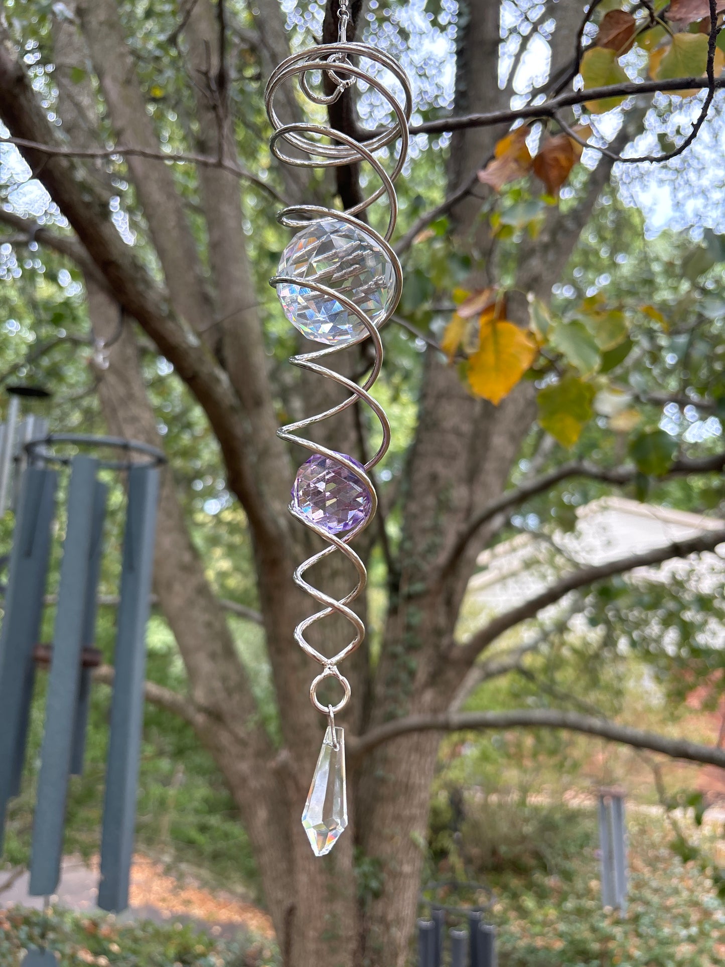 Crystal Gazing Purple Ball Spiral Tail Wind Spinner With Stabilizer