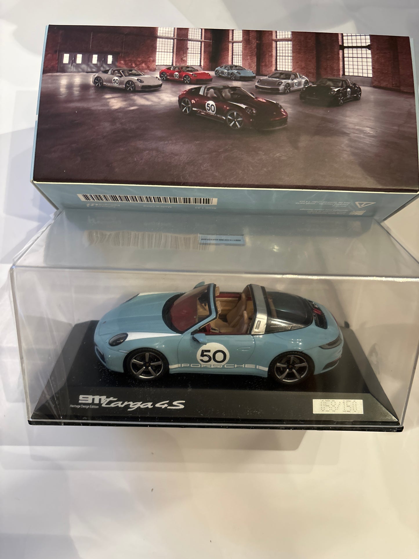 Porsche 911 Targa 4S Collector edition, 1:43 Spark Meissen Blue