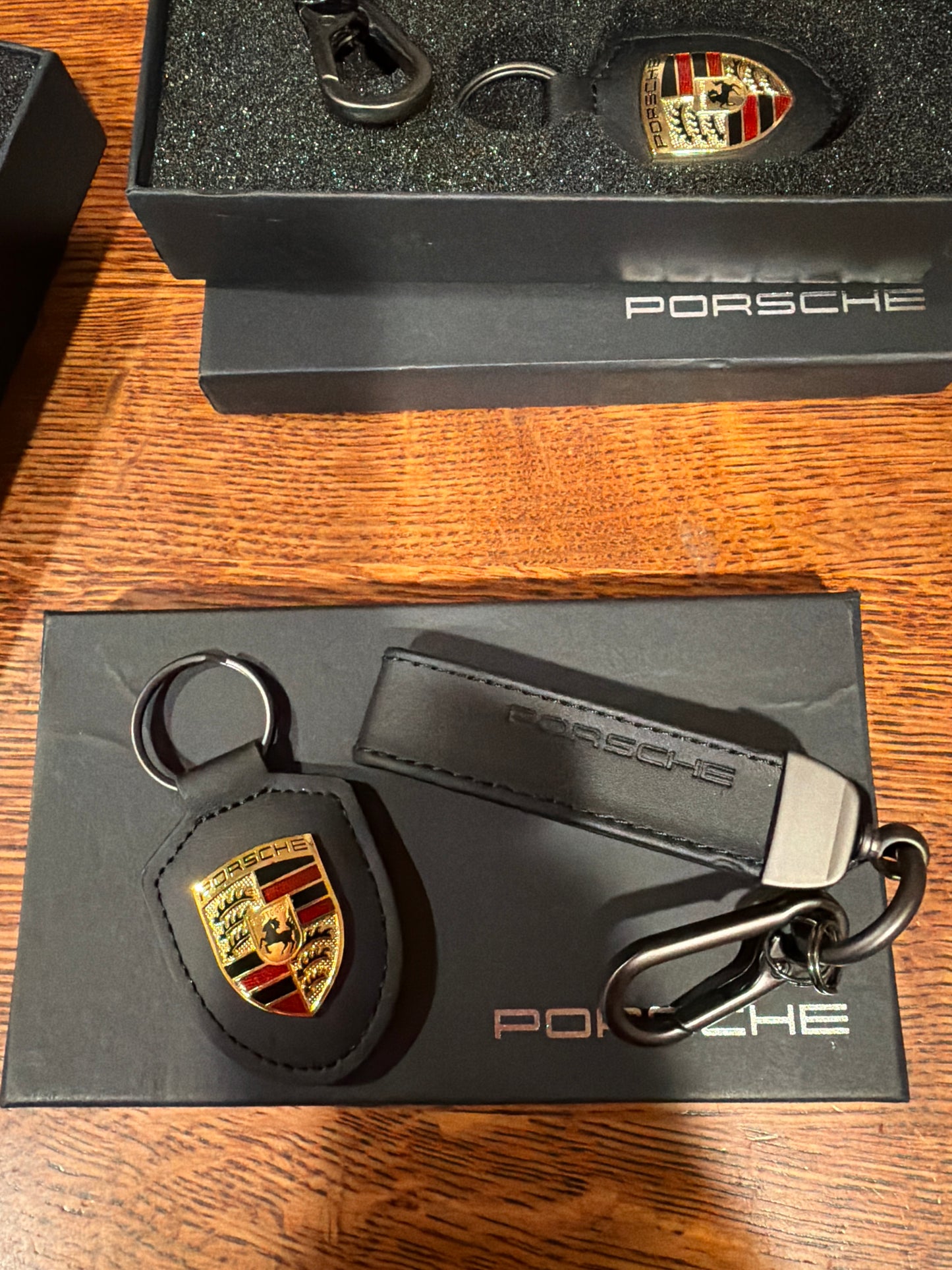 Porsche DUO Leather Crest keychain Black