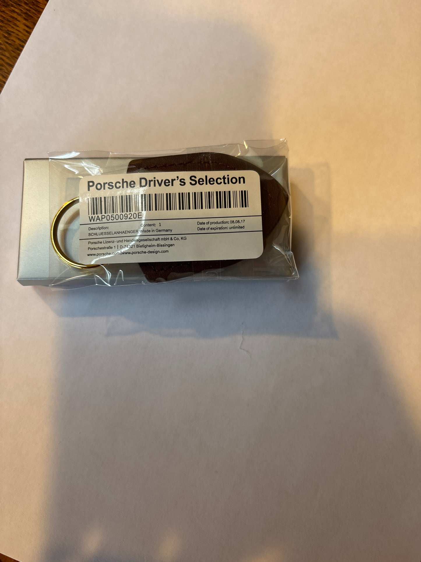 Porsche Crest keychain brown leather