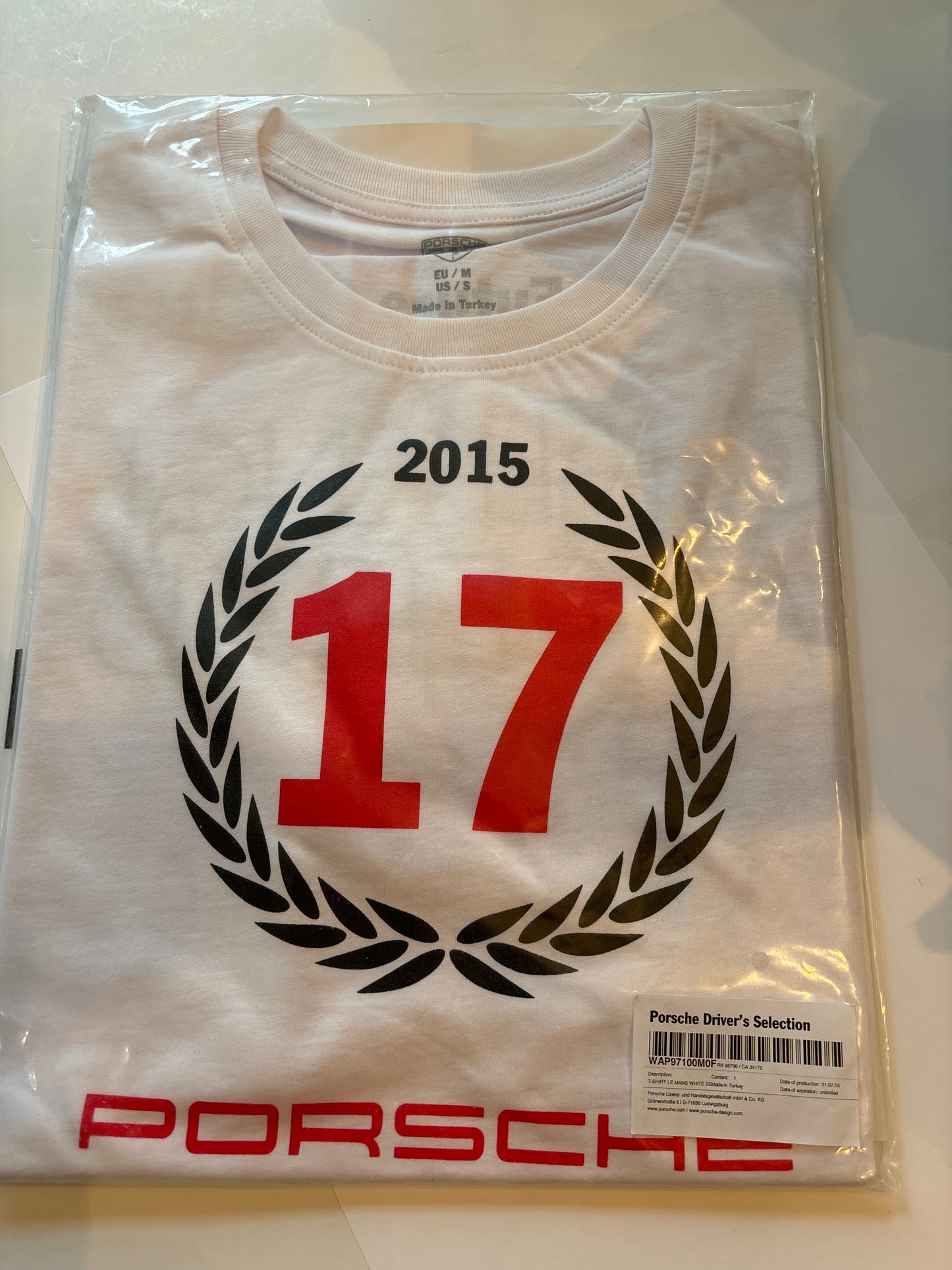 Holiday Porsche 2015 vintage T- Racing shirt, small blowout special