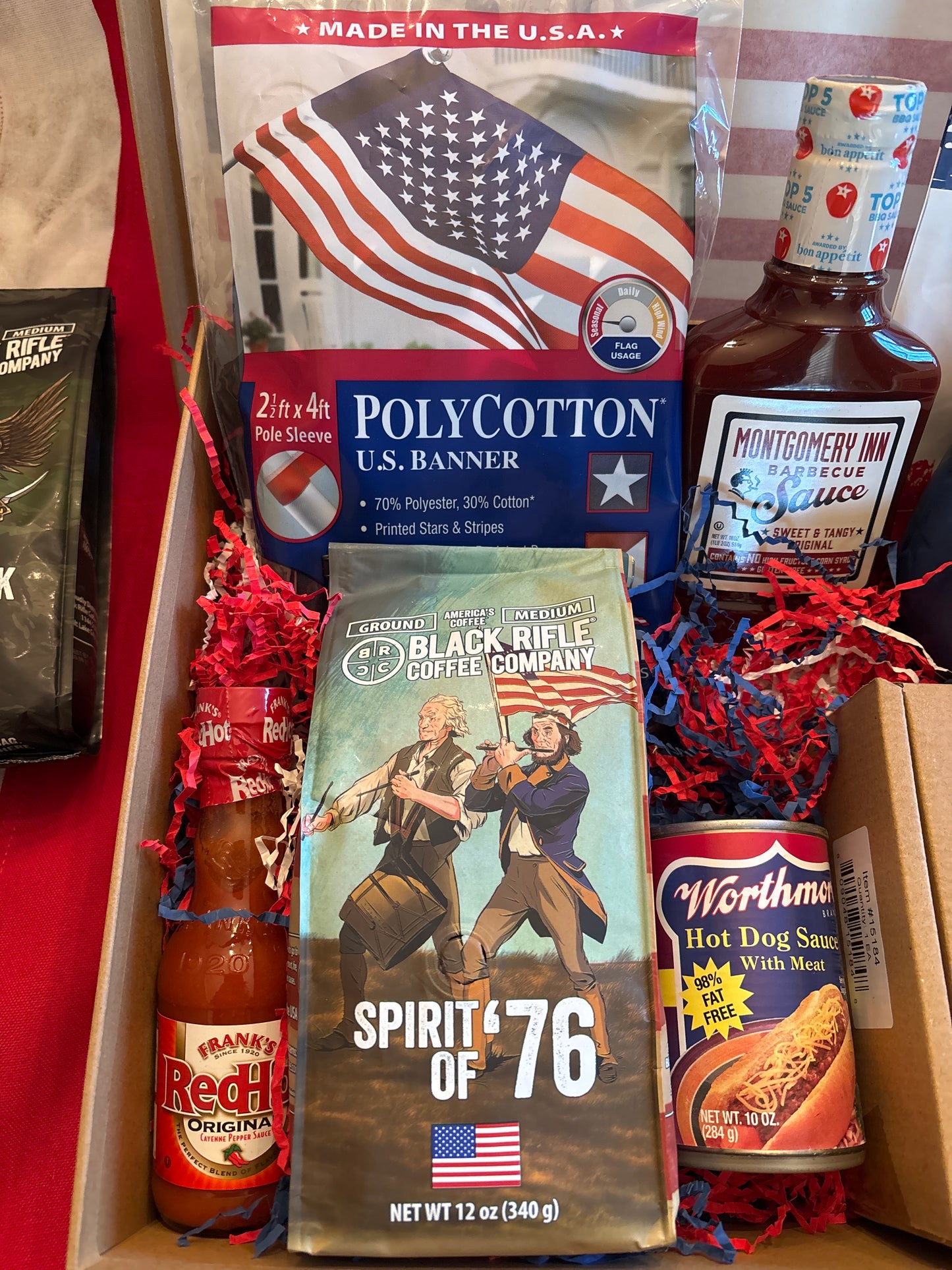 Happy Birthday🇺🇸 USA, NAVY Commemorative Gift box Retired or Active service members 🙏🏻