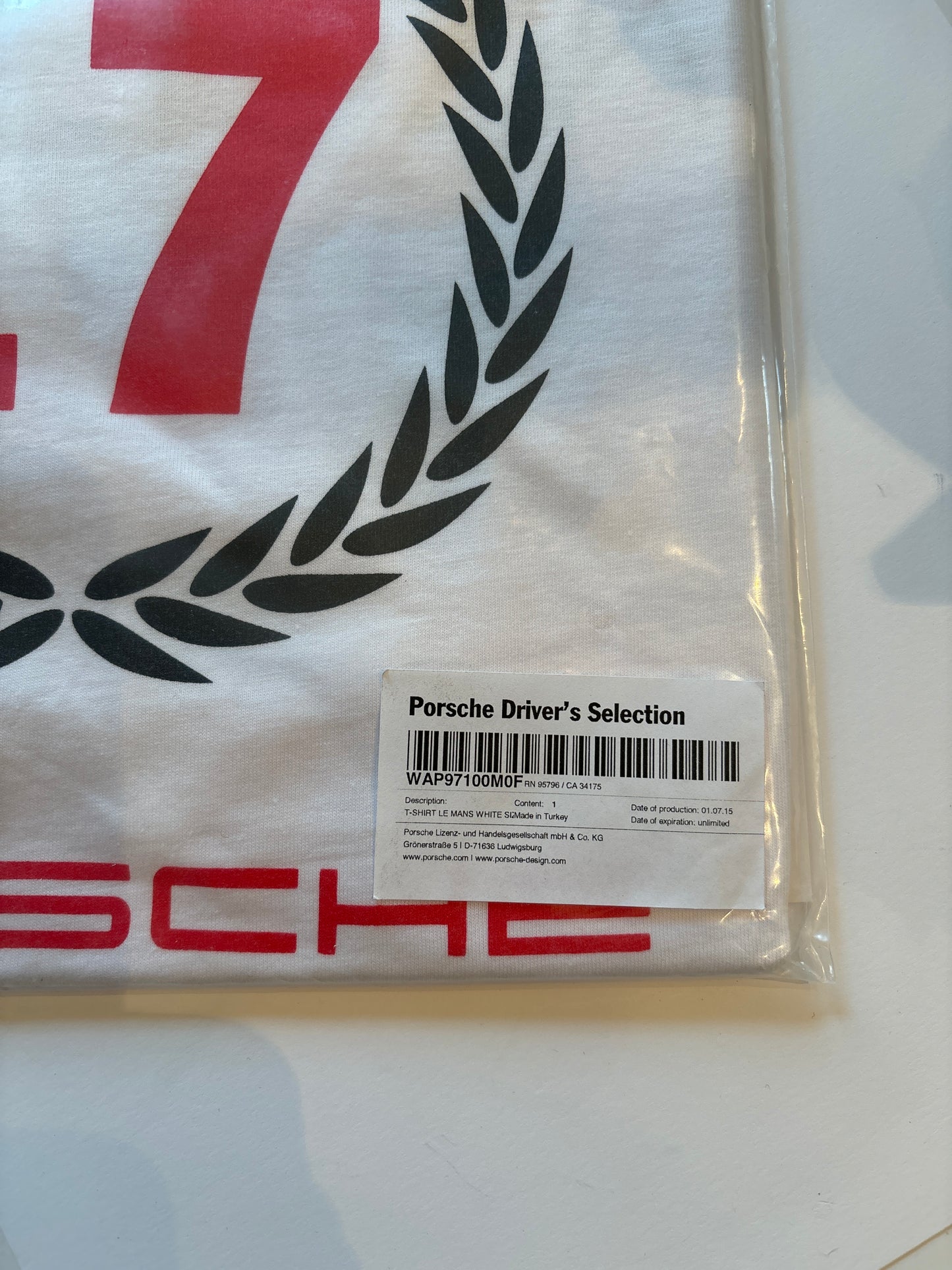 Holiday Porsche 2015 vintage T- Racing shirt, small blowout special