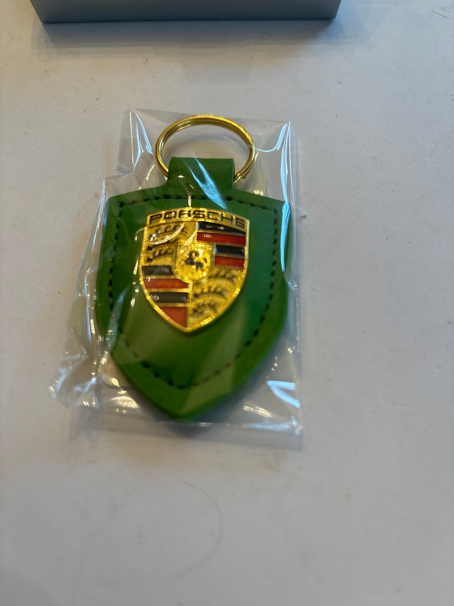 Viper green Porsche Crest keychain