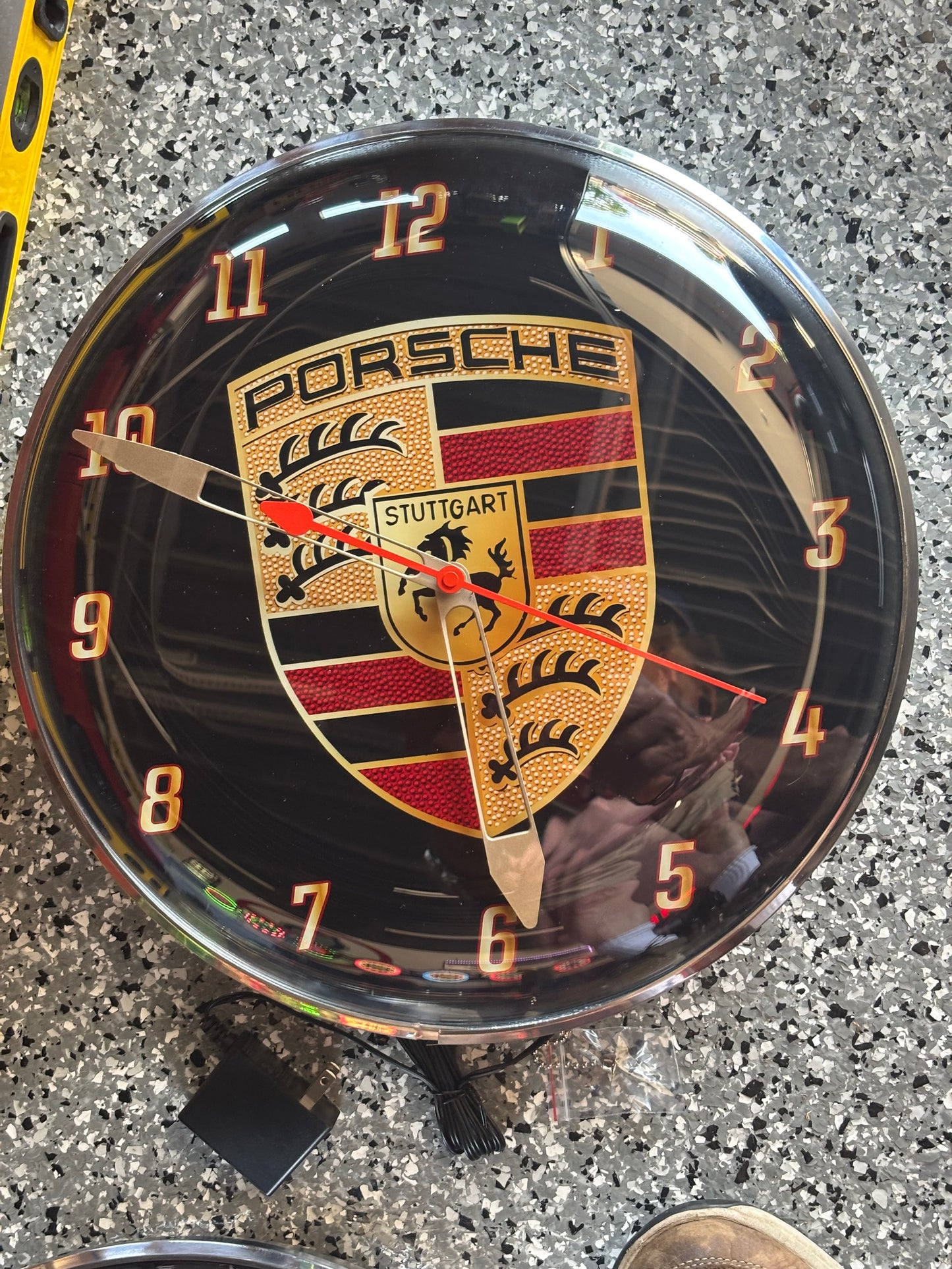 Repro Custom Made Porsche Crest electric clock 2 Styles 15 inch